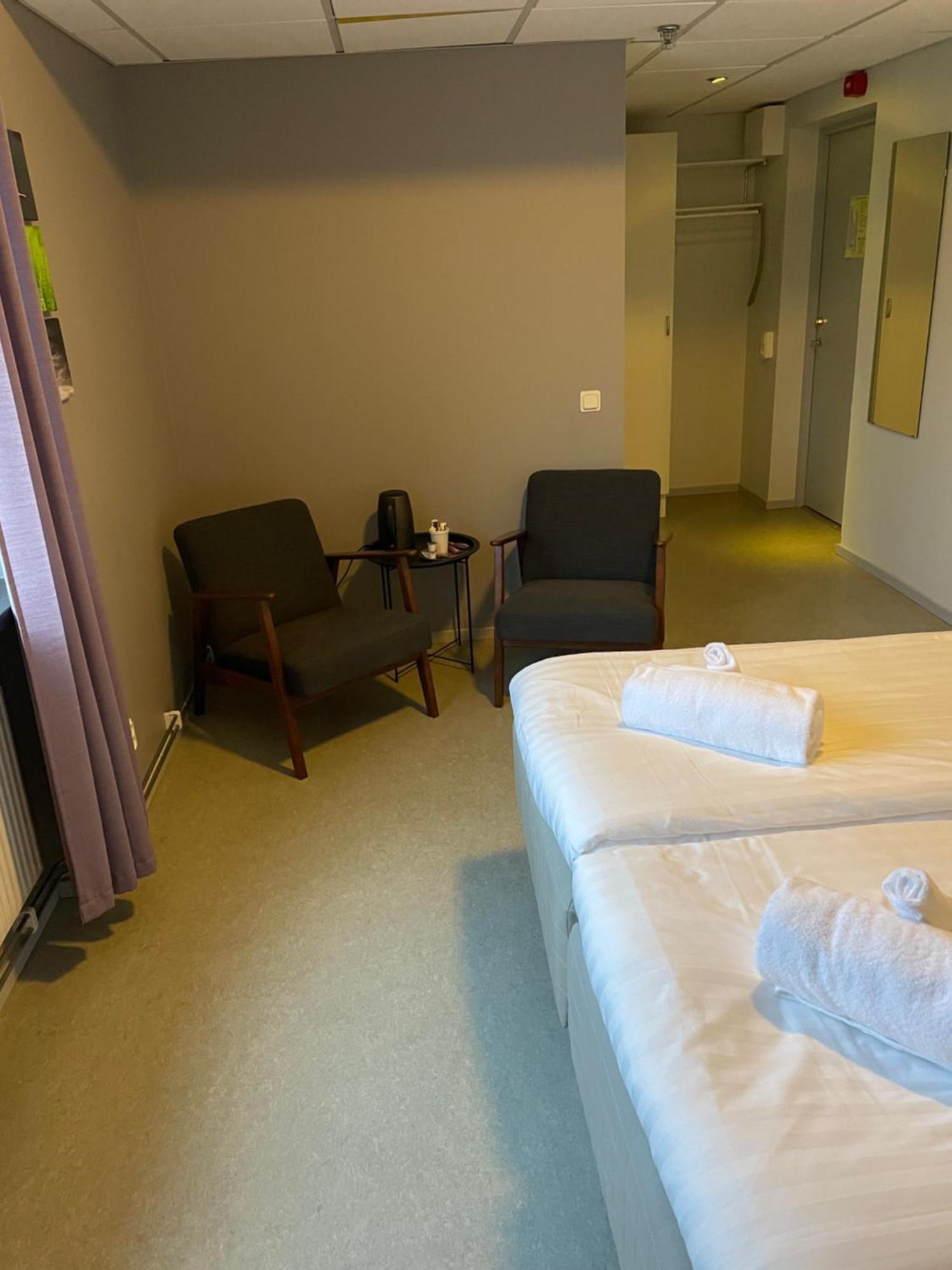 Broholm Bed&Breakfast Lidköping Værelse billede